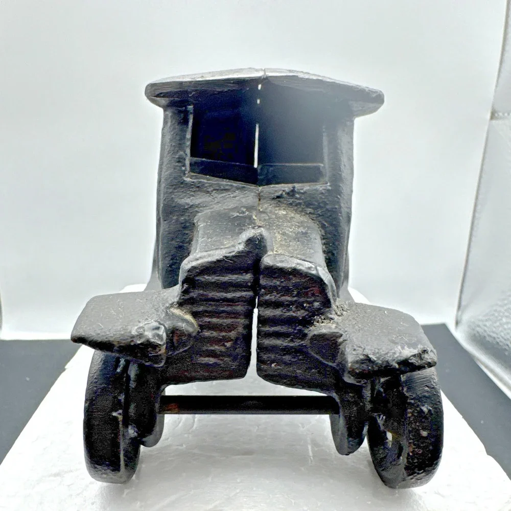 Antique Cast Iron Ford Model T Sedan Marked JM‎ 135 Toy Car